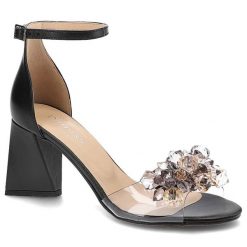 Czarne Sandały Damiss Eleganckie Skórzane Buty Na Obcasie. Czarne klapki damskie DAMISS, z aplikacjami, ze skóry, bez obcasa, na obcasie, bez zapięcia. Za 379.00 zł.