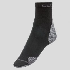 Skarpetki do biegania dla dorosłych Odlo Ceramicool QUARTER. Białe skarpety męskie Odlo, bez wzorów. Za 89.99 zł.