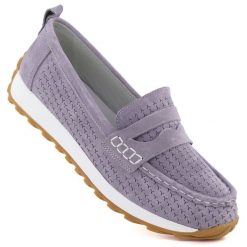 Skórzane mokasyny zamszowe purpurowe Sergio Leone SP009. Fioletowe mokasyny damskie Sergio Leone, bez wzorów, ze skóry, bez obcasa, bez zapięcia. Za 159.99 zł.