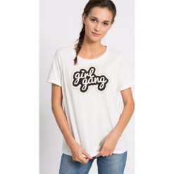 Vero Moda - Top. Topy damskie marki Vero Moda. W wyprzedaży za 34.90 zł.