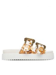 Versace Jeans Couture Klapki 80VA3SM1 ZS366 Złoty. Żółte klapki damskie Versace Jeans Couture, bez wzorów, z jeansu, bez obcasa. Za 799.99 zł.