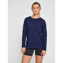 Koszulka fitness damska Hummel Red Heavy z długim rękawem. Niebieskie koszulki sportowe damskie Hummel, xs, bez wzorów, z bawełny, bez kołnierzyka, bez ramiączek, na fitness i siłownię. Za 162.00 zł.