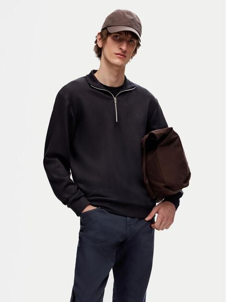 Selected Homme Bluza 16094477 Czarny Regular Fit. Czarne bluzy męskie Selected Homme, m, bez wzorów, z wiskozy, bez kaptura. Za 229.99 zł.