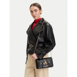 Torebka LOVE MOSCHINO. Czarne torebki do ręki damskie Love Moschino, bez wzorów, wizytowe, bez dodatków. Za 737.99 zł.