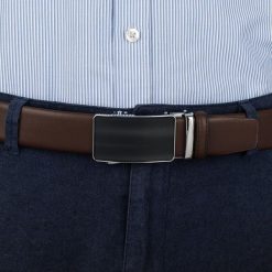Pasek męski skórzany 3,5 cm klamra automatyczna Beltimore brązowy 51-564 : Kolory - brązowy, beżowy, Rozmiar pasków - r.115-130 cm. Brązowe paski damskie bez wzorów, ze skóry, wizytowe. Za 64.99 zł.