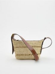 Pleciona torebka na ramię - brązowy. Brązowe torby na ramię damskie Reserved, bez wzorów, bez dodatków. Za 129.99 zł.