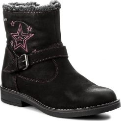 Kozaki LASOCKI YOUNG CI01-2747-15. Czarne buty zimowe dziewczęce Lasocki Young, bez wzorów, z nubiku, bez zapięcia. W wyprzedaży za 79.99 zł.