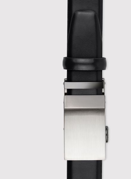 PAKO LORENTE - Czarny pasek męski z automatyczną klamrą. Czarne paski damskie Pako Lorente, bez wzorów, ze skóry, eleganckie. Za 149.99 zł.