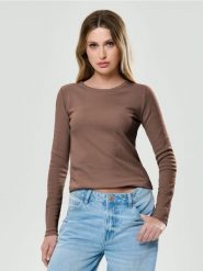 Prążkowana koszulka z długim rękawem - brązowy. Brązowe t-shirty damskie Sinsay, l, bez wzorów, prążkowane, bez kołnierzyka. Za 19.99 zł.