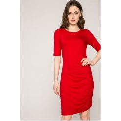 Answear - Sukienka. Szare sukienki damskie ANSWEAR, z dzianiny, casualowe, z okrągłym kołnierzem. W wyprzedaży za 69.90 zł.