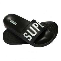 Superdry Core Pool Sliders - klapki z wyściełanym paskiem – BLACK/WHITE. Czarne klapki męskie Superdry., z poliesteru. Za 174.20 zł.