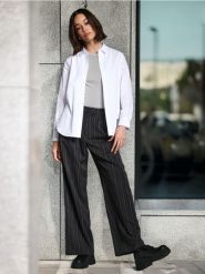 Spodnie wide leg - szary. Szare spodnie materiałowe damskie Sinsay, l, bez wzorów. W wyprzedaży za 35.99 zł.