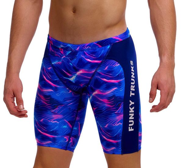Spodenki FUNKY TRUNKS Rising Tide - jammery chłopięce. Kąpielówki dla chłopców FUNKY TRUNKS, bez wzorów, z materiału. Za 199.00 zł.