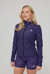 Kurtka Infinite Cropped Zipped - Fioletowa Panterka. Fioletowe kurtki damskie OOSC, na zimę, xs, bez wzorów, z materiału, bez kaptura, na fitness i siłownię. Za 245.99 zł.