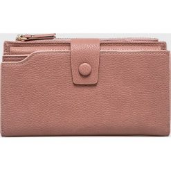 Answear - Portfel. Różowe portfele damskie ANSWEAR, z materiału. Za 49.90 zł.