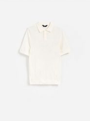 Wełniany sweter polo - biały. Białe swetry przez głowę męskie Reserved, l, bez wzorów, z wełny, bez kołnierzyka. Za 159.99 zł.