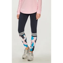Adidas Performance - Legginsy. Szare legginsy damskie adidas Performance, z nadrukiem, z bawełny. Za 169.90 zł.