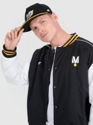 4F Czapka z daszkiem trucker snapback 4F x Drift Masters - czarna S/M. Czarne czapki i kapelusze damskie 4f, na lato, bez wzorów, z bawełny, eleganckie. Za 129.99 zł.