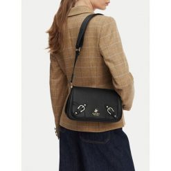 Torebka Beverly Hills Polo Club. Czarne torebki do ręki damskie Beverly Hills Polo Club, bez wzorów, bez dodatków. Za 179.99 zł.