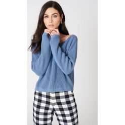 Josefin Ekström for NA-KD Krótki sweter z dzianiny - Blue. Swetry damskie marki Josefin Ekström for NA-KD. Za 161.95 zł.