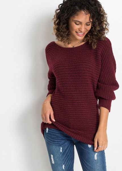 Sweter z grubej dzianiny. Czerwone swetry damskie bonprix, bez wzorów, z dzianiny, bez kołnierzyka, bez ramiączek, bez kaptura. Za 124.99 zł.