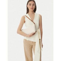 Torebka Furla. Białe torebki do ręki damskie Furla, bez wzorów, klasyczne, bez dodatków. Za 1,219.00 zł.