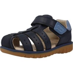 Sandały CLARKS ROAM BAY T Niebieski. Niebieskie sandały męskie Clarks, ze skóry, bez zapięcia. Za 152.99 zł.