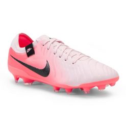 Buty piłkarskie Nike Legend 10 Pro FG. Czerwone buty sportowe męskie Nike, bez zapięcia, do piłki nożnej. Za 669.99 zł.