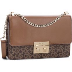 Torebka DKNY - R83E7473 Mocha Logo-Vic 9MV. Torebki do ręki damskie marki DKNY. W wyprzedaży za 499.00 zł.