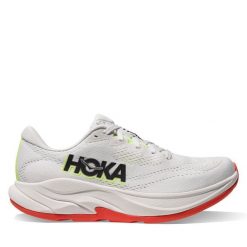 Buty do biegania Hoka. Białe obuwie sportowe damskie HOKA, bez wzorów, do biegania. Za 599.99 zł.