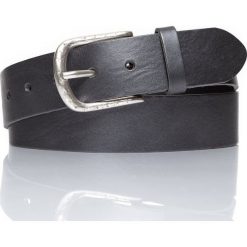 MUSTANG PASEK SKÓRZANY SOPO-MUS115 790 40mm Gürtel (Q. 6624 ). Szare paski damskie Mustang, bez wzorów, klasyczne. Za 99.99 zł.