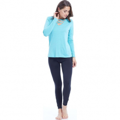 Koszulka "Elyse" w kolorze turkusowym. Niebieskie bluzki damskie BALANCE COLLECTION, z długim rękawem. W wyprzedaży za 86.95 zł.