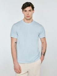 Koszulka męska bawełniana z subtelnym nadrukiem błękitna Wlader 400. Niebieskie koszulki sportowe męskie Big Star, l, bez wzorów, z bawełny, bez kołnierzyka, bez ramiączek. Za 99.99 zł.