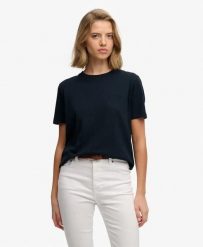 Superdry Koszulka Essential Logo haftowana z bawełny organicznej – ECLIPSE NAVY. Niebieskie t-shirty damskie Superdry., uniwersalny, bez wzorów, z bawełny, klasyczne, bez kołnierzyka. Za 118.30 zł.