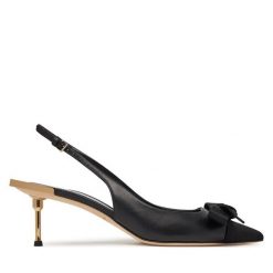Czółenka Elisabetta Franchi. Czarne czółenka damskie Elisabetta Franchi, bez wzorów, bez obcasa, bez zapięcia. Za 2,159.00 zł.