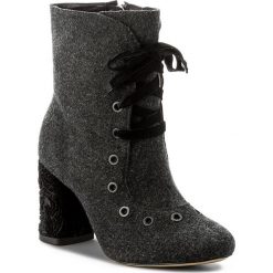 Botki L37 - Bellatrix LS16LS14 Szary. Szare botki damskie L37, z materiału, bez obcasa. W wyprzedaży za 399.00 zł.