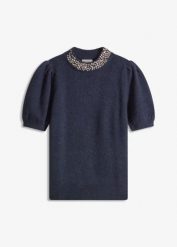 Sweter z aplikacją ze sztrasów. Niebieskie swetry damskie bonprix, z aplikacjami, z dzianiny, bez kołnierzyka, bez ramiączek, bez kaptura. Za 149.99 zł.