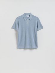 Sweter polo z bawełną - jasnoniebieski. Niebieskie swetry przez głowę męskie Reserved, l, bez wzorów, z bawełny, bez kołnierzyka. Za 119.99 zł.