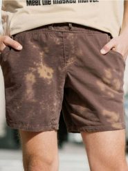 Luźne szorty wiązane w talii - brązowy. Brązowe szorty męskie Sinsay, l, bez wzorów. Za 39.99 zł.