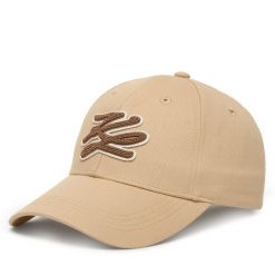 Czapka z daszkiem KARL LAGERFELD. Brązowe czapki i kapelusze damskie KARL LAGERFELD, bez wzorów. Za 339.99 zł.