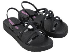 Sandały damskie Ipanema Diversa Flatform. Czarne sandały damskie Ipanema, bez wzorów, z gumy, bez obcasa, bez zapięcia. Za 73.99 zł.