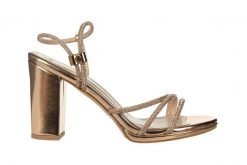 Sandały Bayla-187 587-1705 Rose PU 187175, Różowe złoto, Skóra ekologiczna - 37. Żółte sandały damskie Bayla, z aplikacjami, z materiału, bez obcasa, na obcasie, bez zapięcia. W wyprzedaży za 224.10 zł.