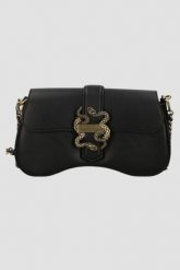 JUST CAVALLI Czarna torebka Range A. Czarne kopertówki damskie Just Cavalli, bez wzorów, ze skóry ekologicznej, bez dodatków. W wyprzedaży za 799.99 zł.