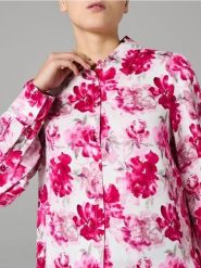 Wiskozowa koszula w kwiaty - wielobarwny. Koszule damskie Sinsay, l, bez wzorów, z wiskozy, bez kołnierzyka, bez ramiączek. Za 39.99 zł.