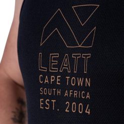 Koszulka rowerowa base layer LEATT Shirt Sleeveless Base. Białe koszulki sportowe męskie LEATT, bez wzorów, bez kołnierzyka, bez ramiączek, rowerowe. Za 269.37 zł.