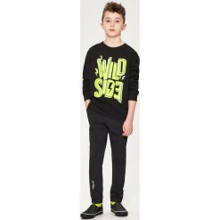 Bluza z napisem - Czarny. Bluzy damskie marki Reserved. Za 39.99 zł.