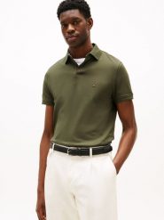 Tommy Hilfiger koszulka polo Mężczyźni Bawełna zielony, M. Zielone koszulki polo męskie Tommy Hilfiger, m, bez wzorów, z bawełny, bez kołnierzyka, bez ramiączek. Za 329.95 zł.