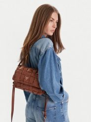 Guess Torebka HWWG80 72190 Brązowy. Brązowe torebki do ręki damskie Guess, z aplikacjami, ze skóry, bez dodatków. Za 359.99 zł.