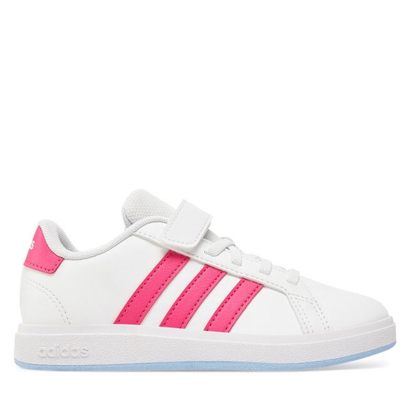 Sneakersy adidas. Białe trampki i tenisówki chłopięce Adidas, bez wzorów, bez zapięcia. Za 129.99 zł.