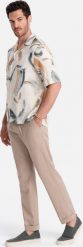 Ombre Męskie podwijane spodnie chino z dodatkiem lnu jasnobrązowe V3 OM-PACP-0198 XL. Brązowe spodnie materiałowe męskie Ombre, m, bez wzorów. Za 219.99 zł.
